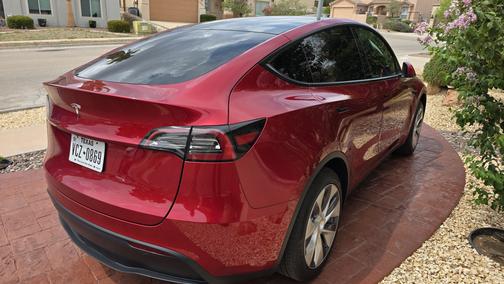 2024 Tesla Model Y RWD