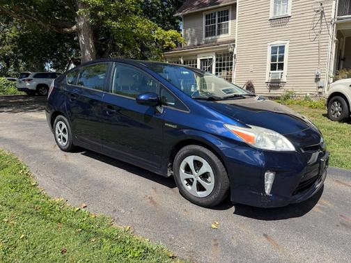 2013 Toyota Prius Two