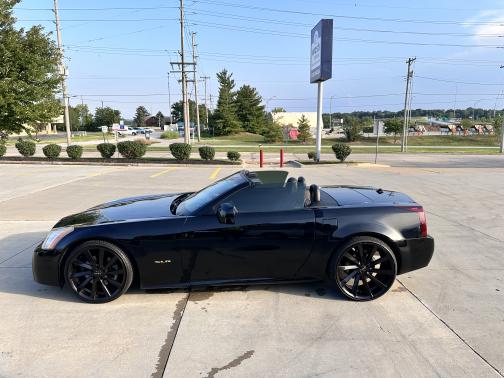 2005 Cadillac XLR Base