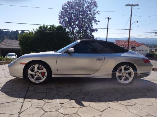 2004 Porsche 911 Carrera