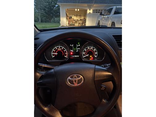 2012 Toyota Highlander Base