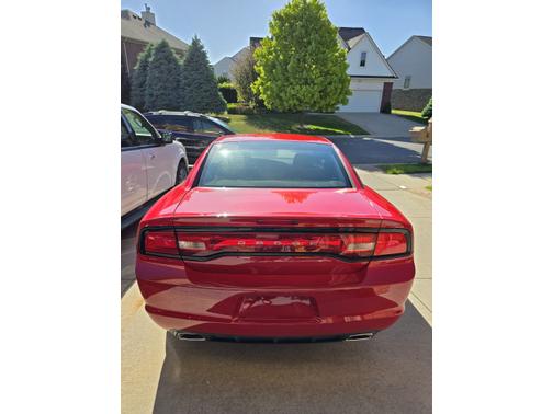 2012 Dodge Charger SE