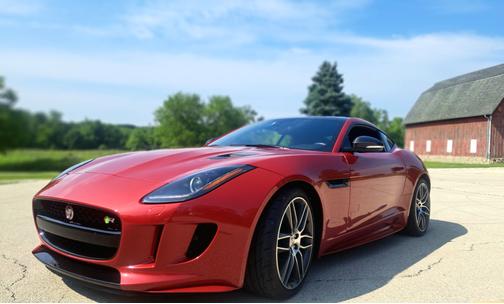 2016 Jaguar F-TYPE R