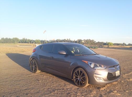 2013 Hyundai Veloster Base