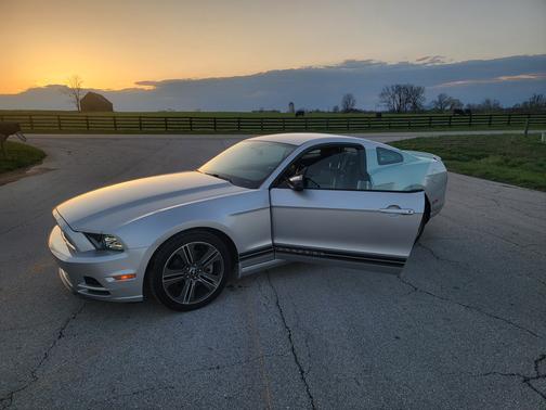 2013 Ford Mustang V6