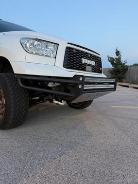 White 2010 Toyota Tundra Grade