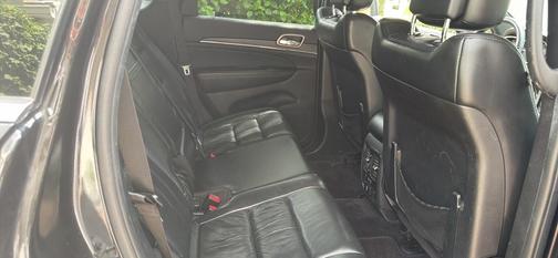 Black 2016 Jeep Grand Cherokee Limited