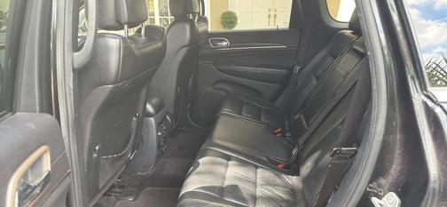 Black 2016 Jeep Grand Cherokee Limited