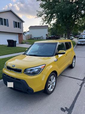 Yellow 2014 Kia Soul +