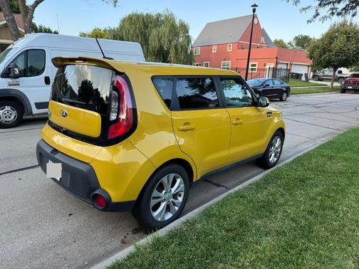Yellow 2014 Kia Soul +