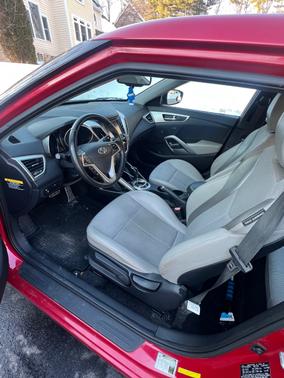 2013 Hyundai Veloster Base