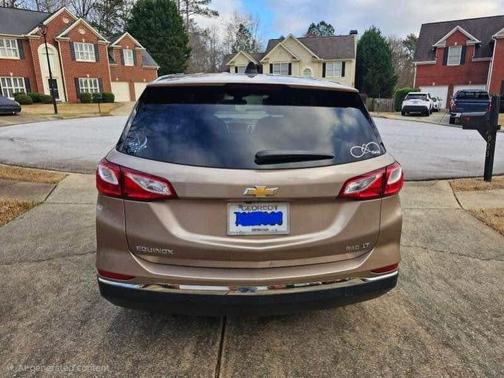 Gold 2019 Chevrolet Equinox LT