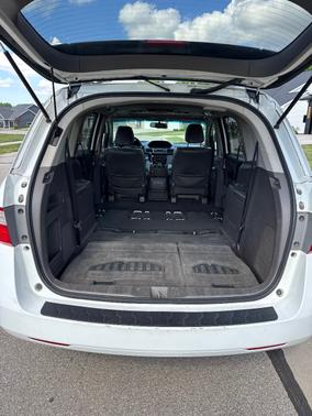 White 2011 Honda Odyssey EX-L