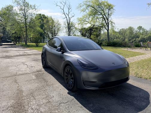 Gray 2022 Tesla Model Y Performance