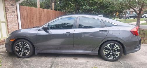 Gray 2017 Honda Civic EX-L