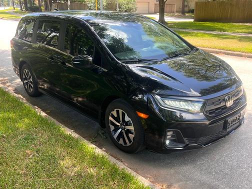 Black 2025 Honda Odyssey EX-L