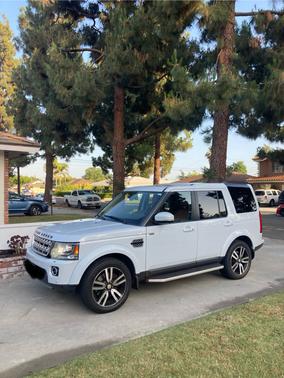 2015 Land Rover LR4 Lux
