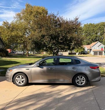 Gray 2016 Kia Optima LX