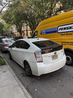 White 2010 Toyota Prius III