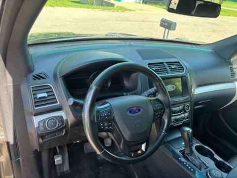 Gray 2017 Ford Explorer XLT