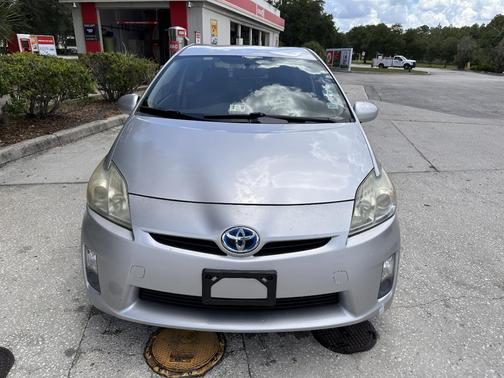 Silver 2010 Toyota Prius III