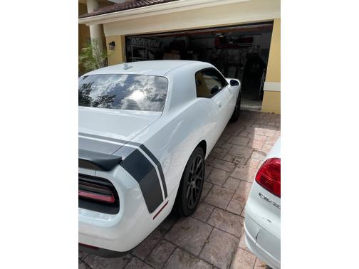 2016 Dodge Challenger R/T Scat Pack