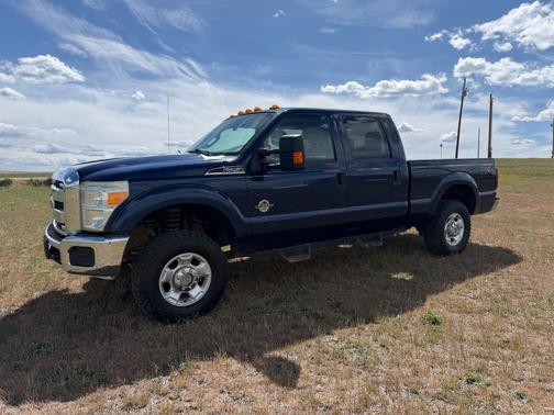 Blue 2011 Ford F-250 XLT