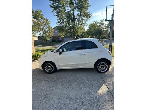 2012 FIAT 500 Lounge