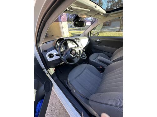2012 FIAT 500 Lounge