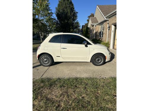 2012 FIAT 500 Lounge