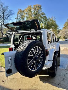 2023 Jeep Wrangler 4xe Sahara High Altitude