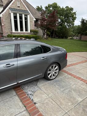 Gray 2018 Volvo S90 T6 Inscription