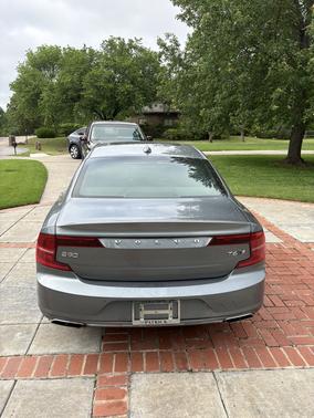 Gray 2018 Volvo S90 T6 Inscription
