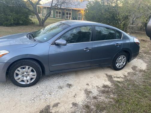 2010 Nissan Altima 2.5 S