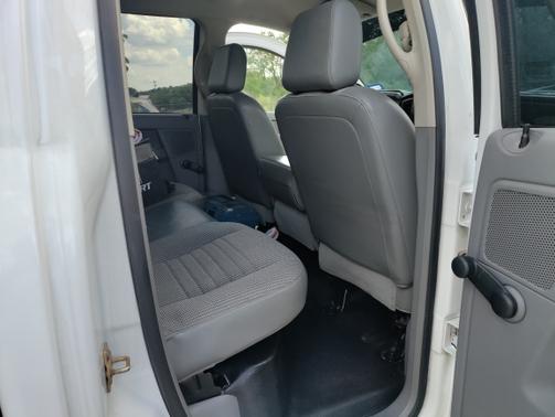2006 Dodge Ram 3500 ST Quad Cab DRW