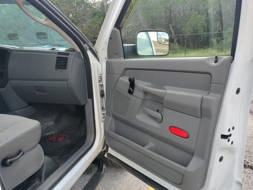 2006 Dodge Ram 3500 ST Quad Cab DRW
