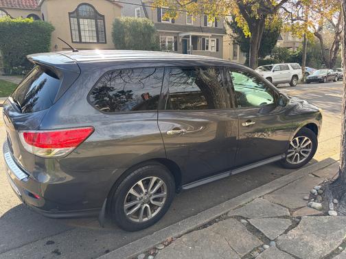 2014 Nissan Pathfinder S