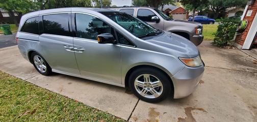 2012 Honda Odyssey Touring Elite