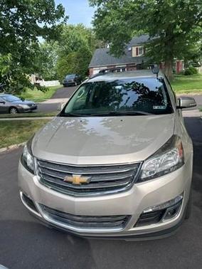 Gold 2017 Chevrolet Traverse 1LT