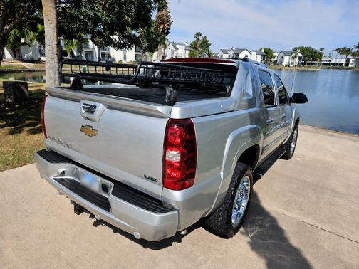 Silver 2011 Chevrolet Avalanche 1500 LT