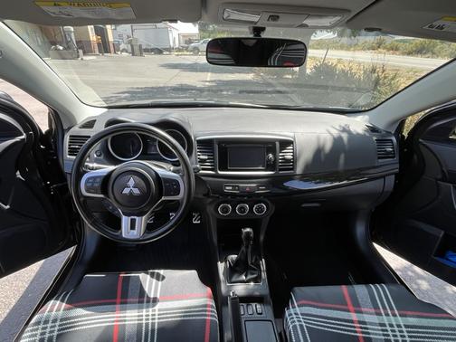 2014 Mitsubishi Lancer Evolution GSR