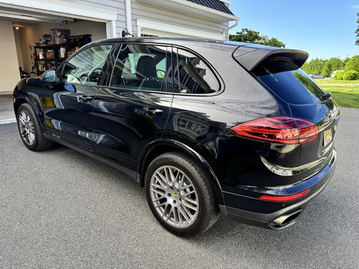 Black 2017 Porsche Cayenne Cayenne Platinum Edition