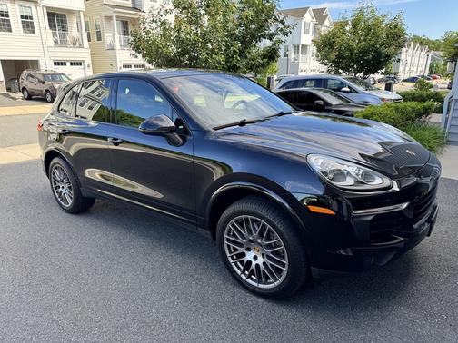 Black 2017 Porsche Cayenne Cayenne Platinum Edition