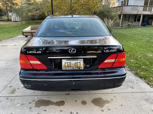 Photo 3 of 18 of 2003 Lexus LS 430 Base
