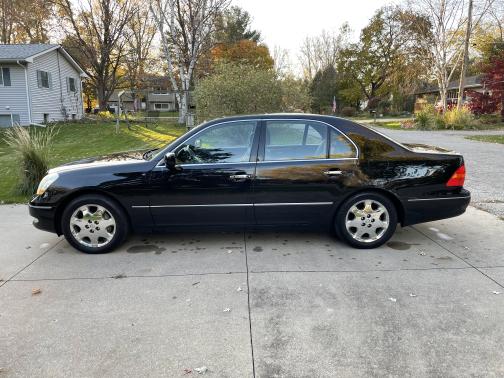 Photo 1 of 18 of 2003 Lexus LS 430 Base