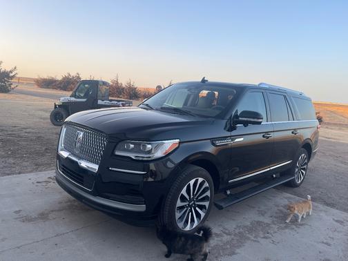 2023 Lincoln Navigator L Reserve