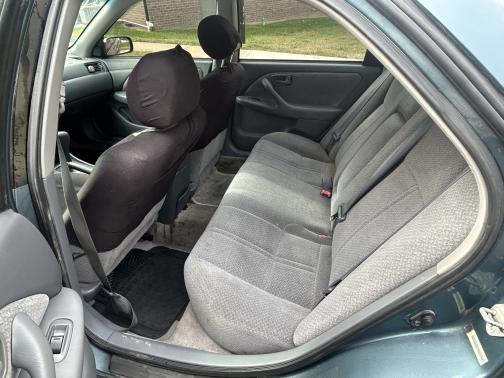 2001 Toyota Camry LE