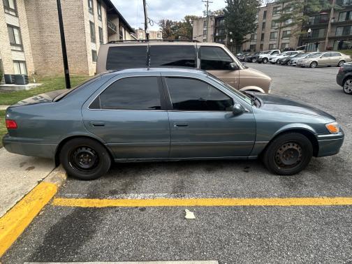 2001 Toyota Camry LE