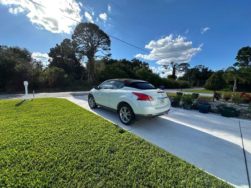 2011 Nissan Murano CrossCabriolet Base