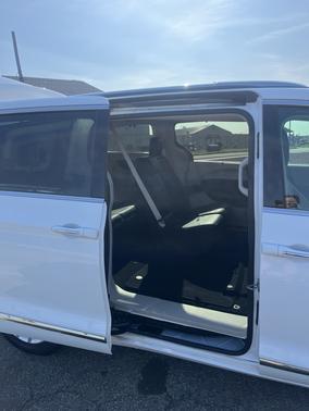 2017 Chrysler Pacifica Touring-L Plus